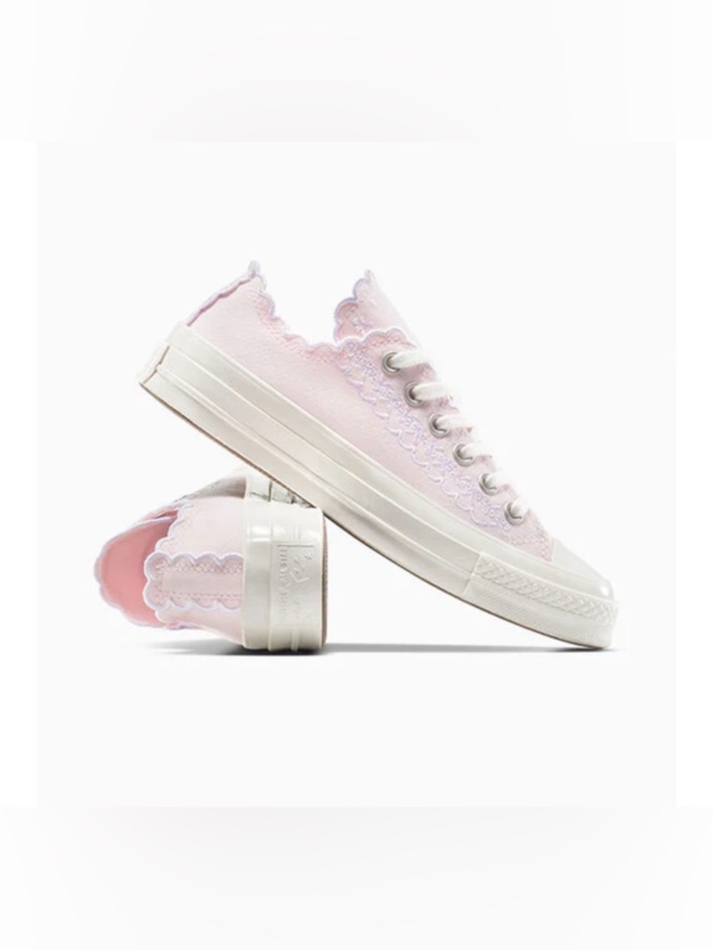 Converse Chuck 70 Embroidered Low Top